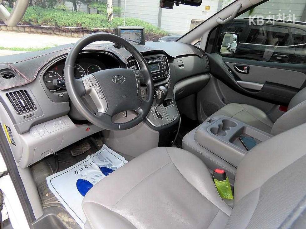 Hyundai Starex — miniaturë 7