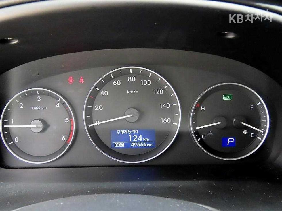 Hyundai Starex — miniaturë 9