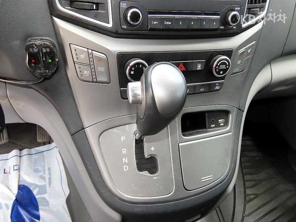 Hyundai Starex — miniaturë 10