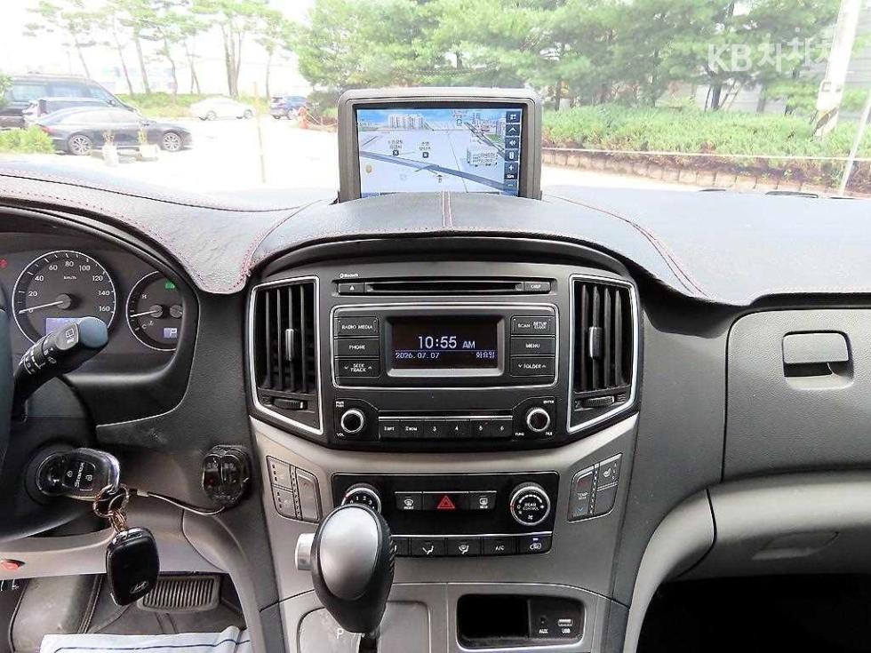 Hyundai Starex — miniaturë 13