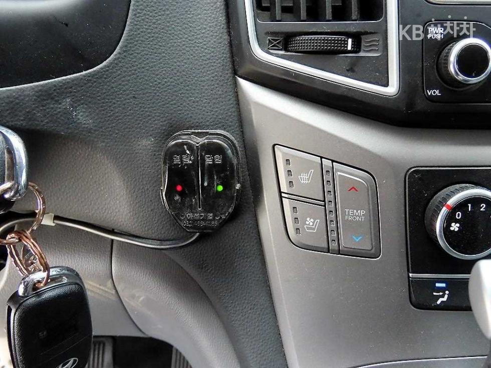 Hyundai Starex — miniaturë 17