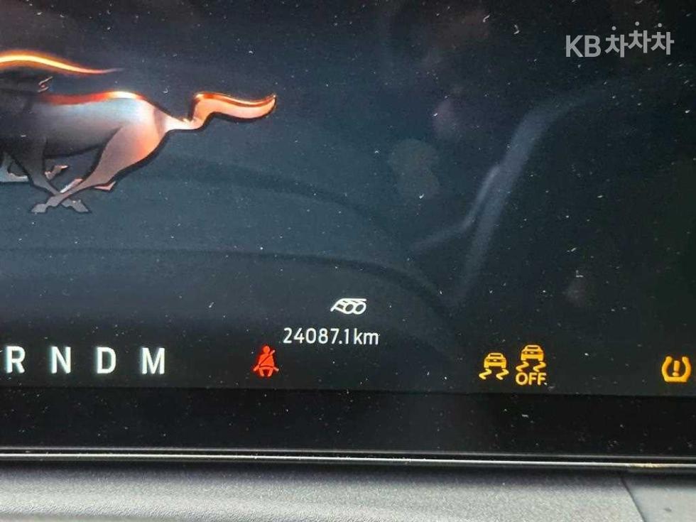 2025 Ford Used Car photo
