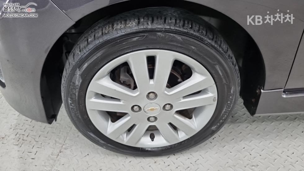 Chevrolet Spark — miniaturë 6