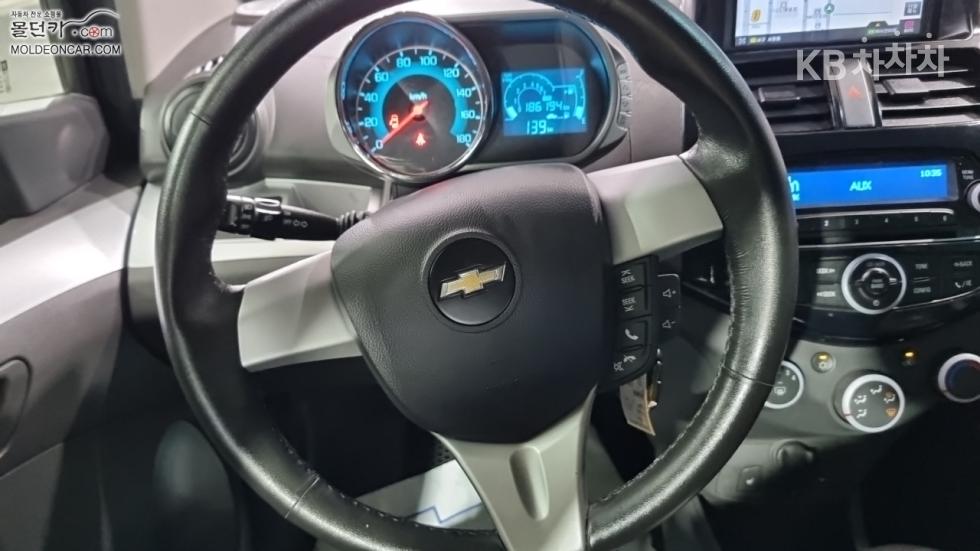 Chevrolet Spark — miniaturë 11