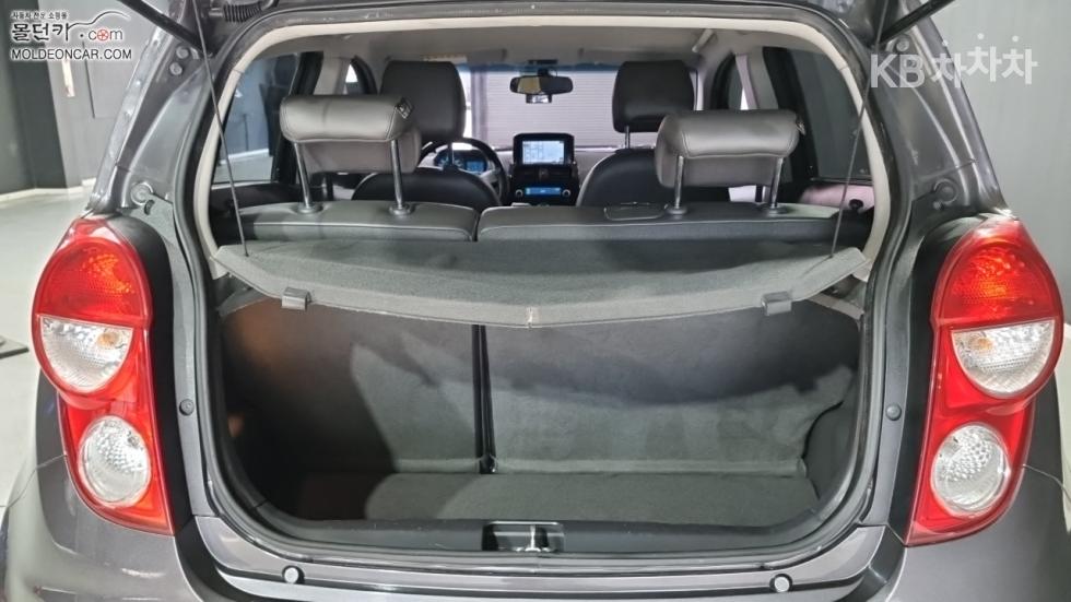 Chevrolet Spark — miniaturë 18