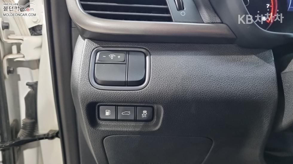 Kia K5 — miniaturë 16