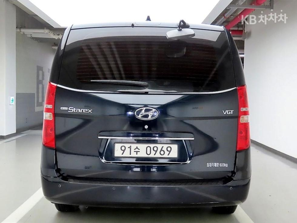 Hyundai Starex — miniaturë 3