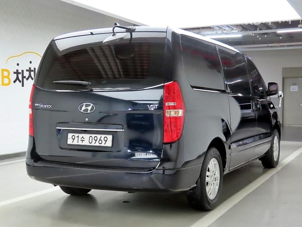 Hyundai Starex — miniaturë 4
