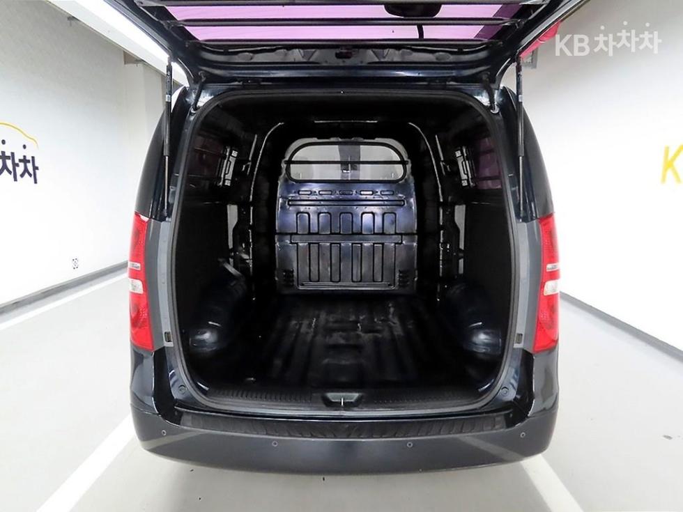 Hyundai Starex — miniaturë 5