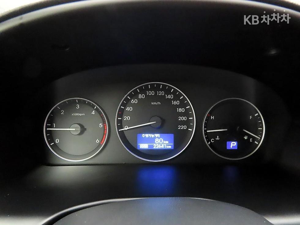 Hyundai Starex — miniaturë 6