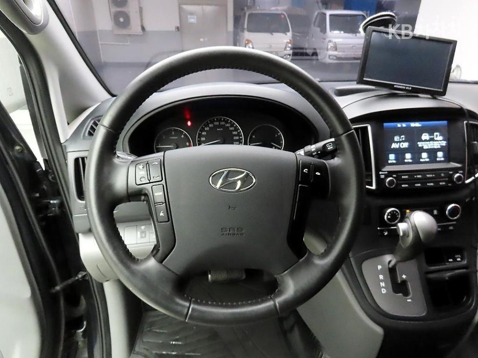 Hyundai Starex — miniaturë 7