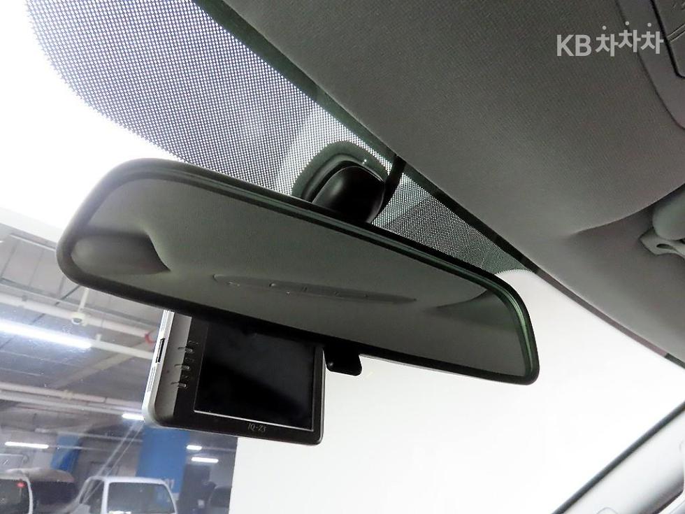 Hyundai Starex — miniaturë 16