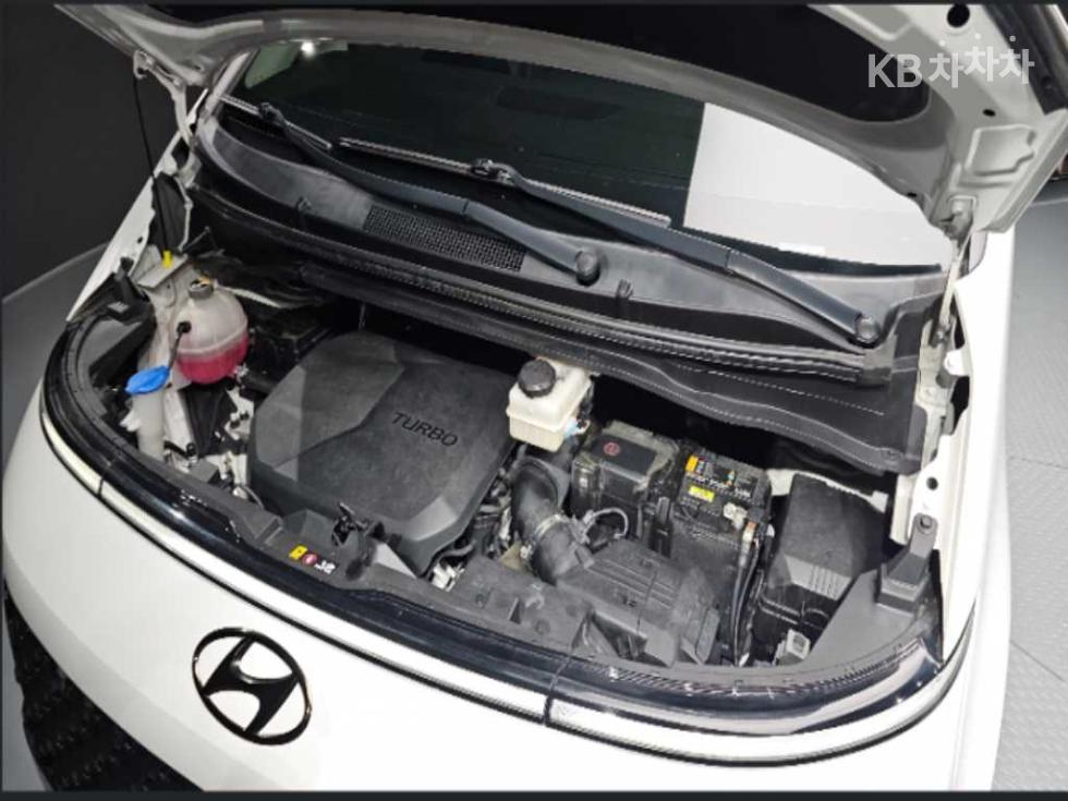 Hyundai Staria — miniaturë 6
