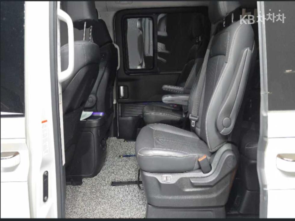 Hyundai Staria — miniaturë 12
