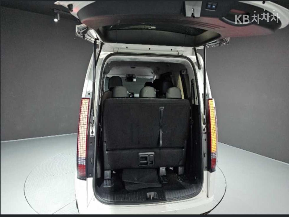 Hyundai Staria — miniaturë 20