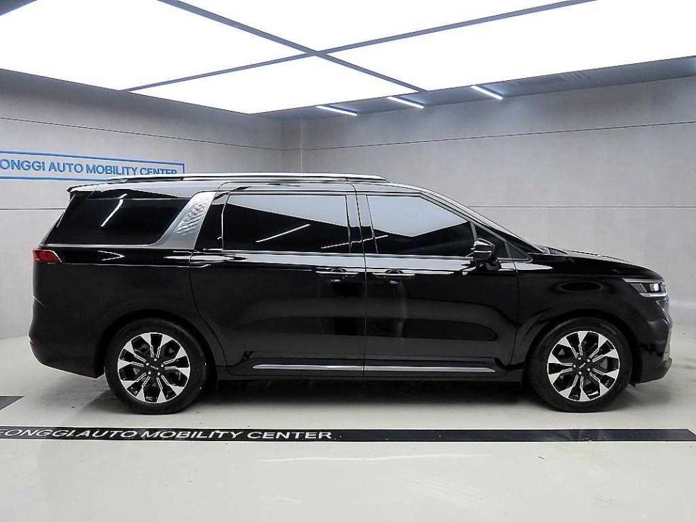 Kia Carnival — miniaturë 2
