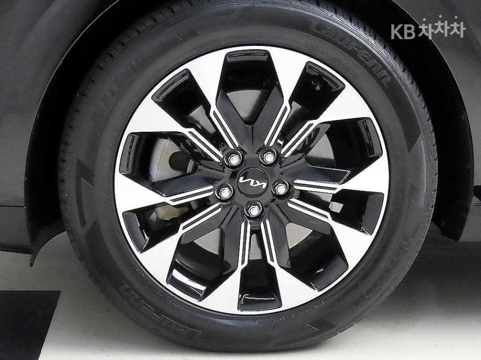 Kia Carnival — miniaturë 19
