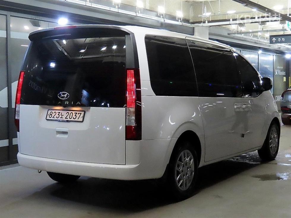 Hyundai Staria — miniaturë 4