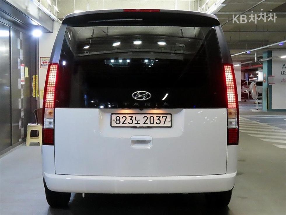 Hyundai Staria — miniaturë 5