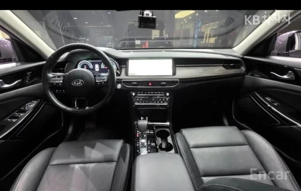Kia K7 — miniaturë 7