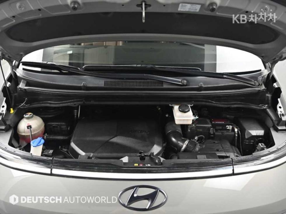 Hyundai Staria — miniaturë 6