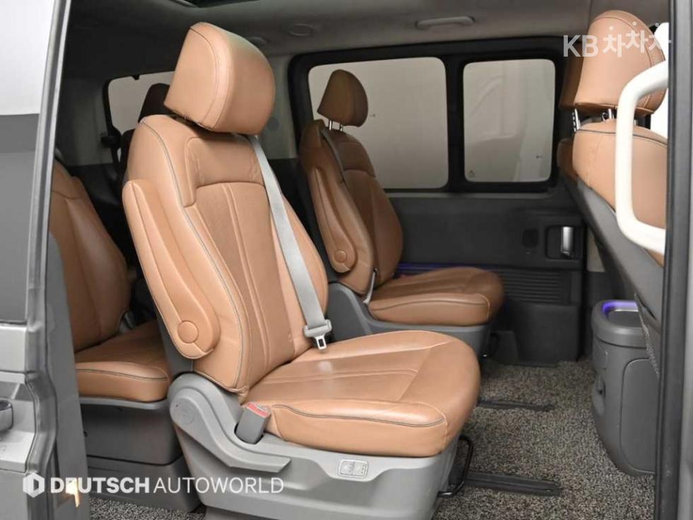 Hyundai Staria — miniaturë 12