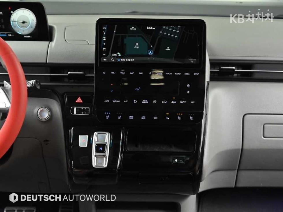 Hyundai Staria — miniaturë 14