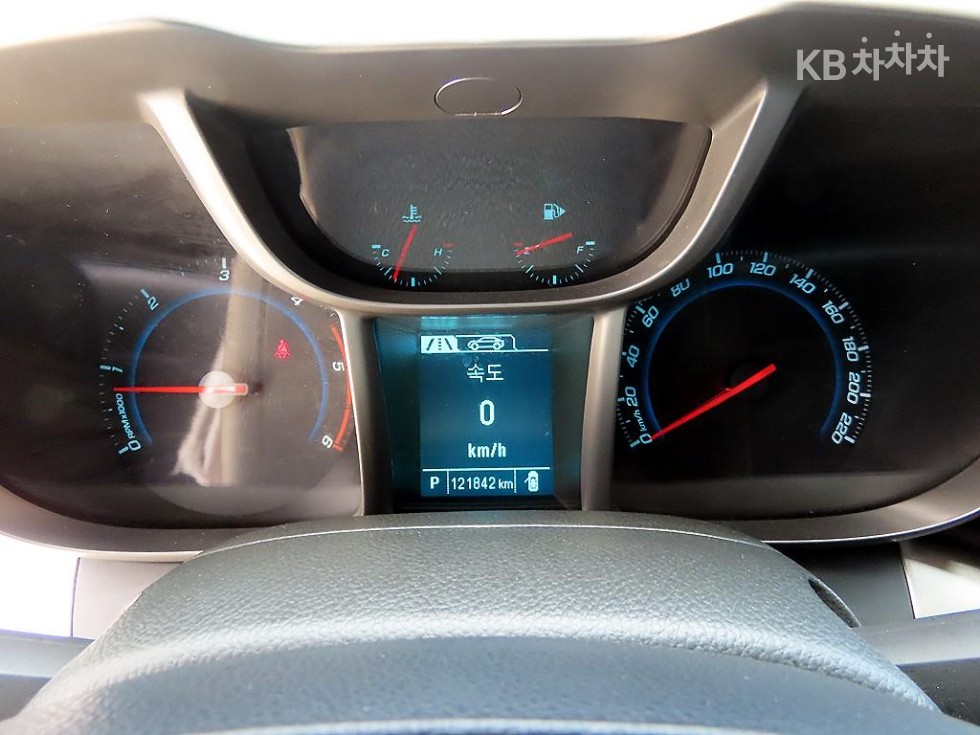 Chevrolet Orlando — miniaturë 9