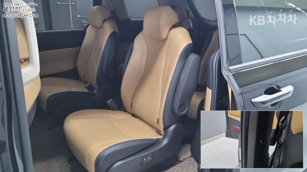 Kia Carnival — miniaturë 10