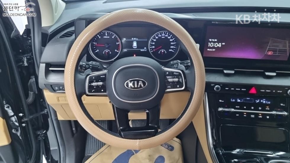 Kia Carnival — miniaturë 11