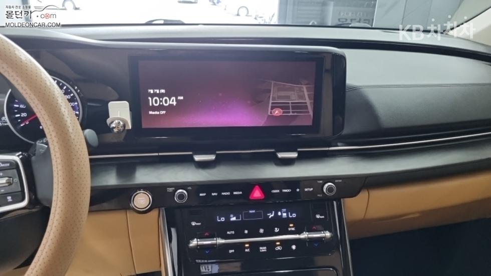 Kia Carnival — miniaturë 12