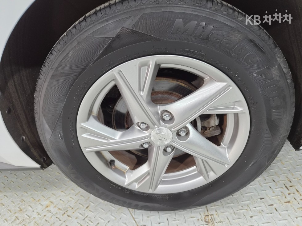 Hyundai Sonata — miniaturë 14