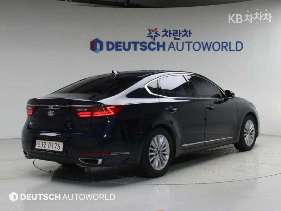 Kia K7 — miniaturë 4
