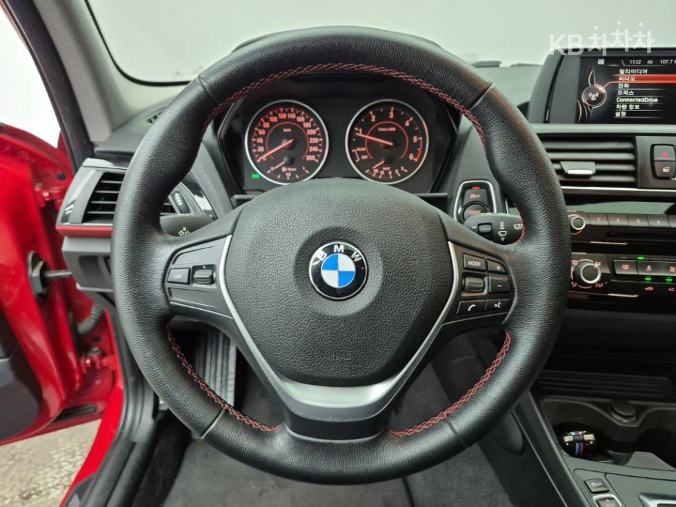 BMW 1er — miniaturë 9