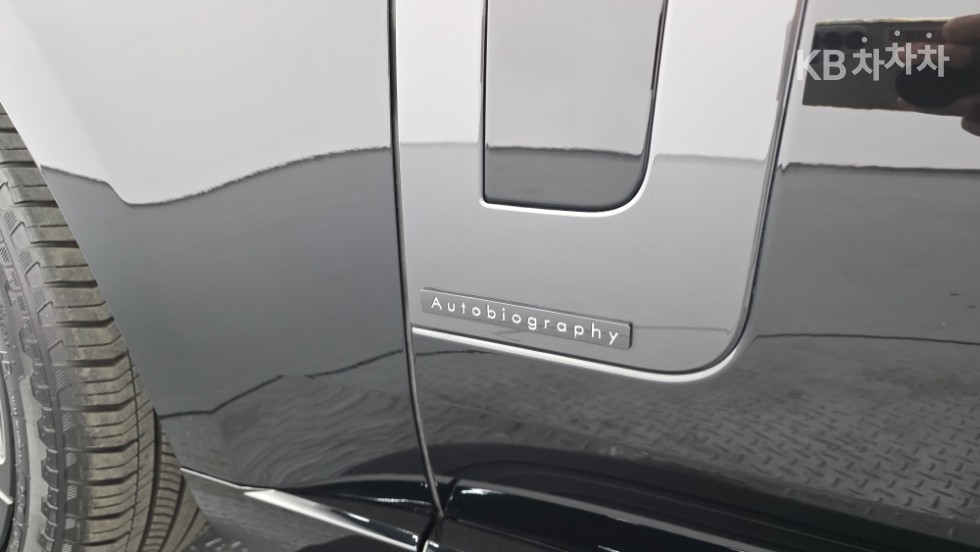 Land Rover Range Rover — miniaturë 19
