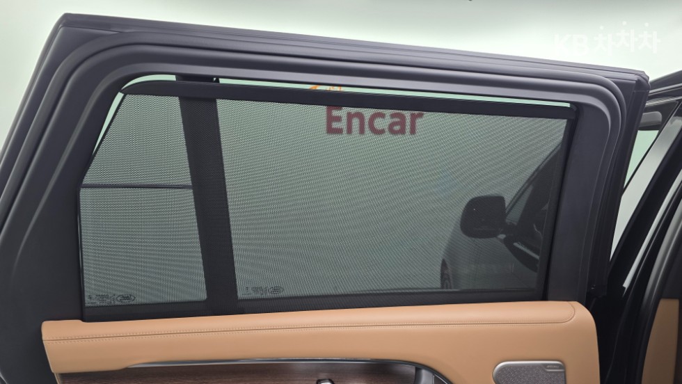 Land Rover Range Rover — miniaturë 22