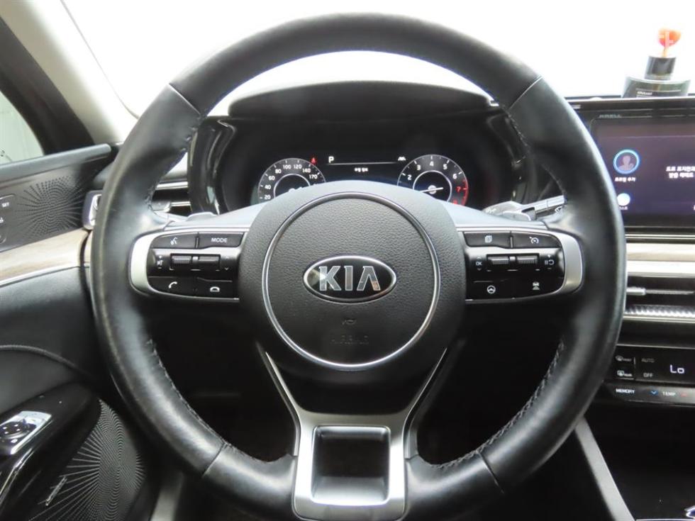 Kia K5 — miniaturë 11