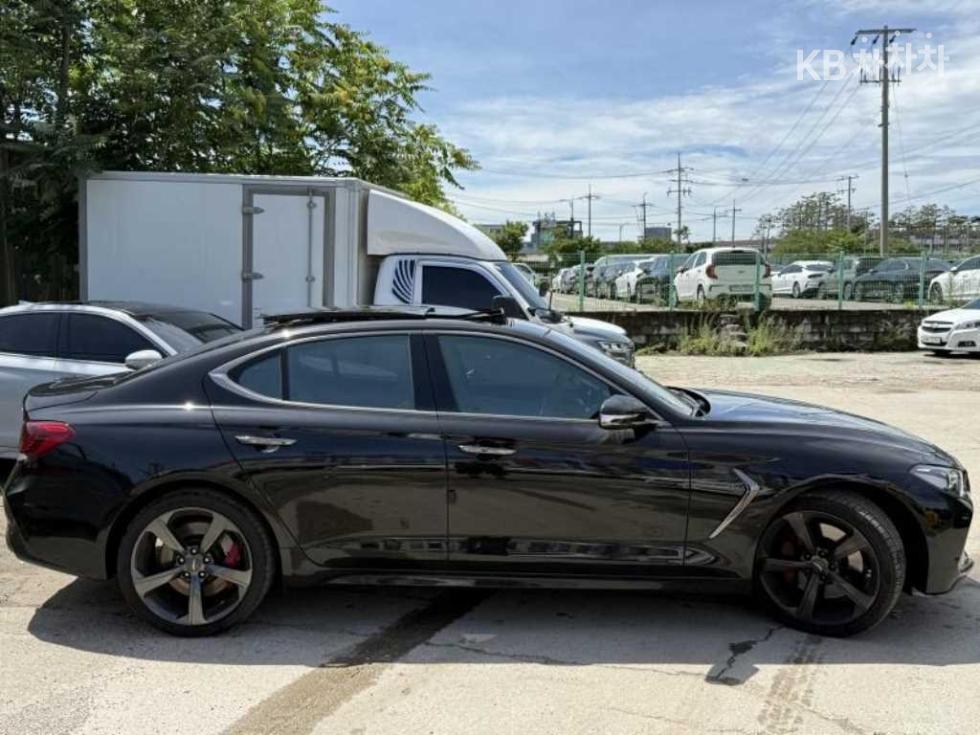 Genesis G70 — miniaturë 4