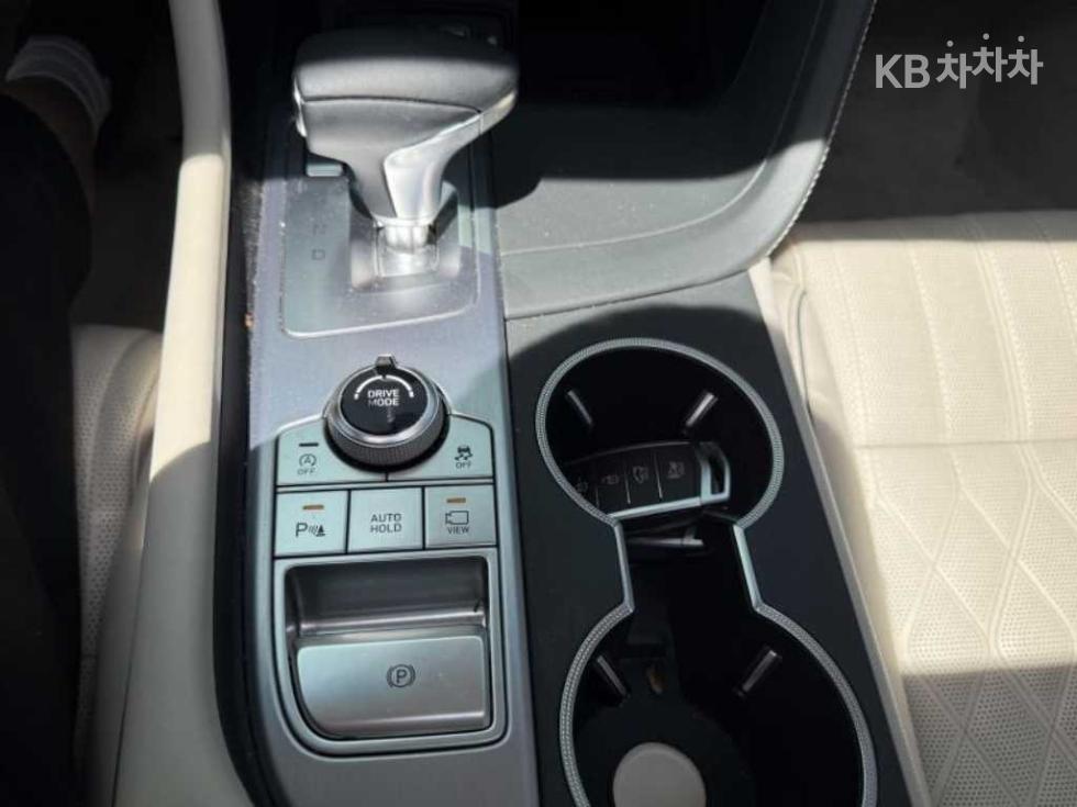 Genesis G70 — miniaturë 9