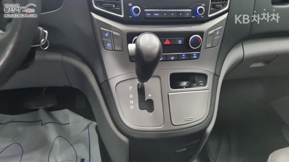 Hyundai Starex — miniaturë 14