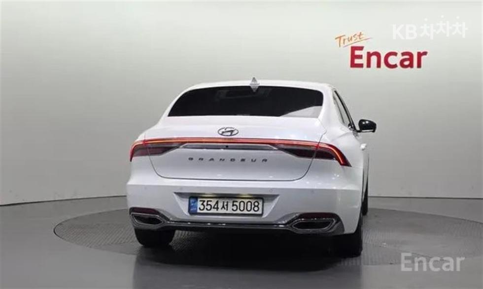Hyundai Grandeur — miniaturë 4