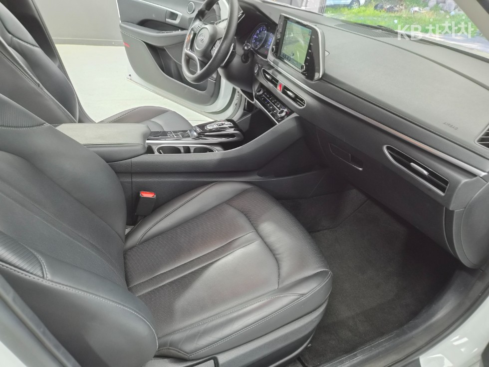 Hyundai Sonata — miniaturë 24