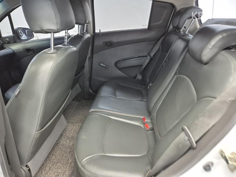 Chevrolet Spark — miniaturë 12