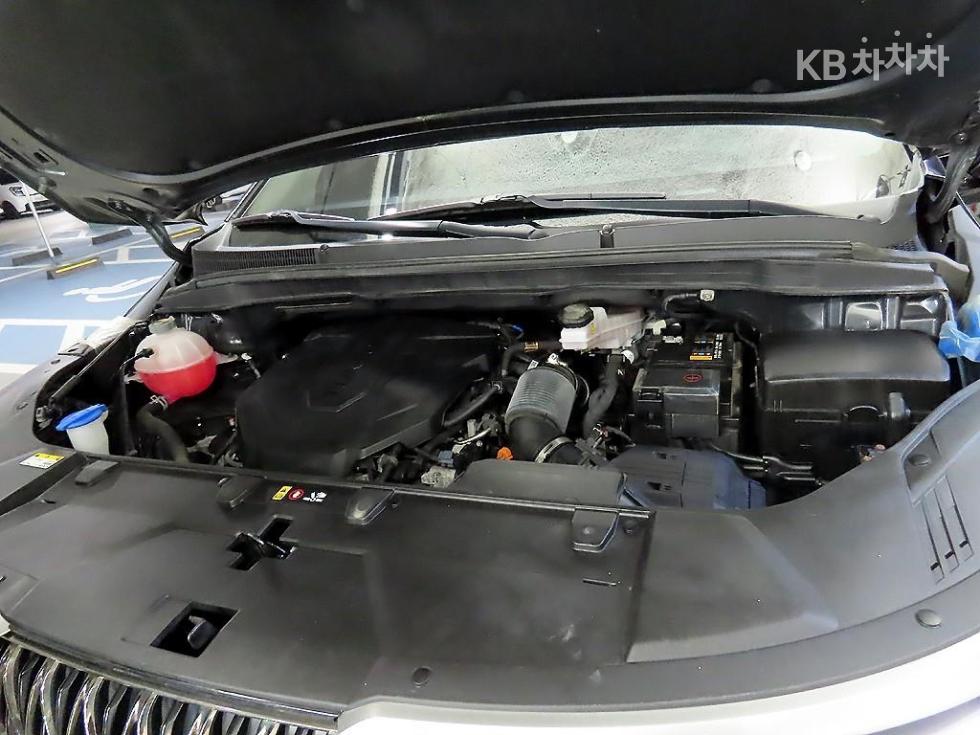 Kia Carnival — miniaturë 19