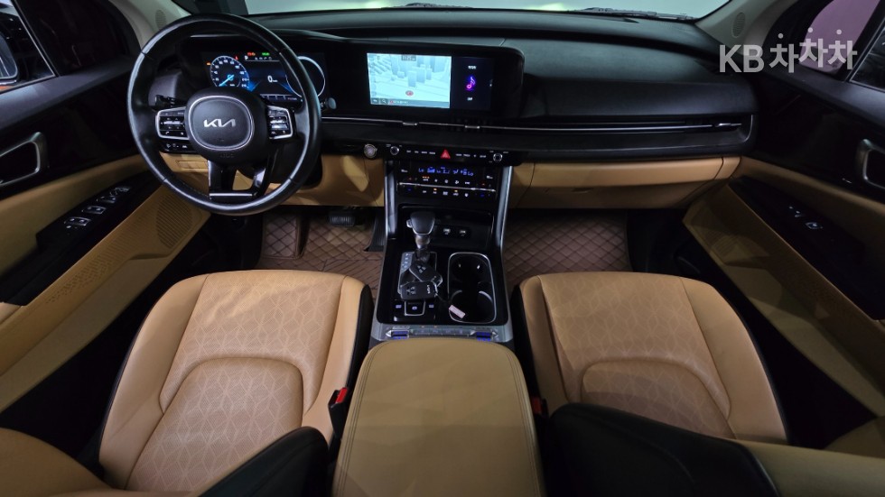 Kia Carnival — miniaturë 7
