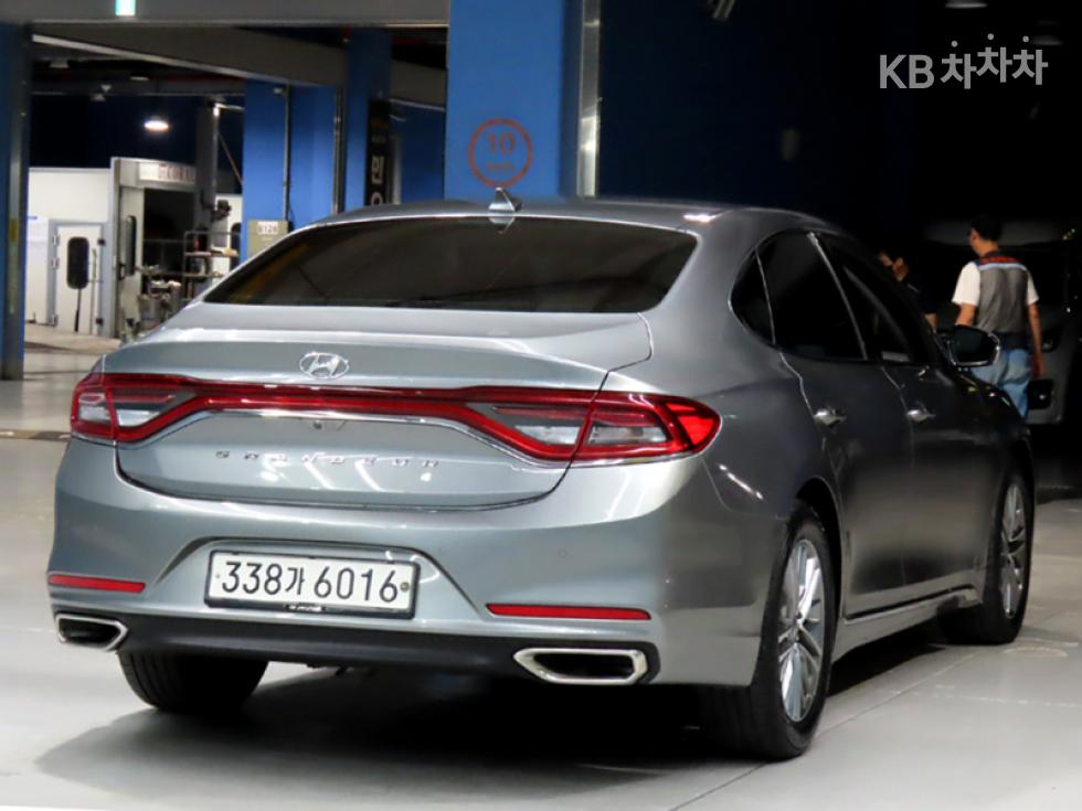 Hyundai Grandeur — miniaturë 4