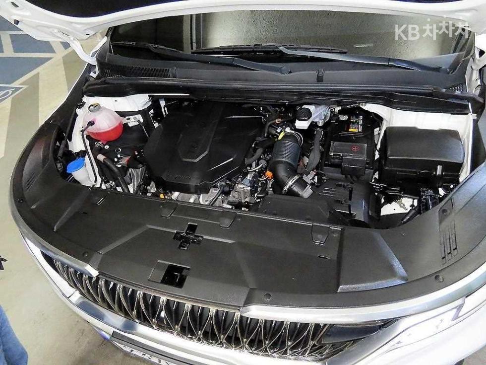 Kia Carnival — miniaturë 19