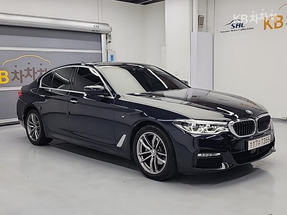 2017 BMW BMW 5 (G30) photo