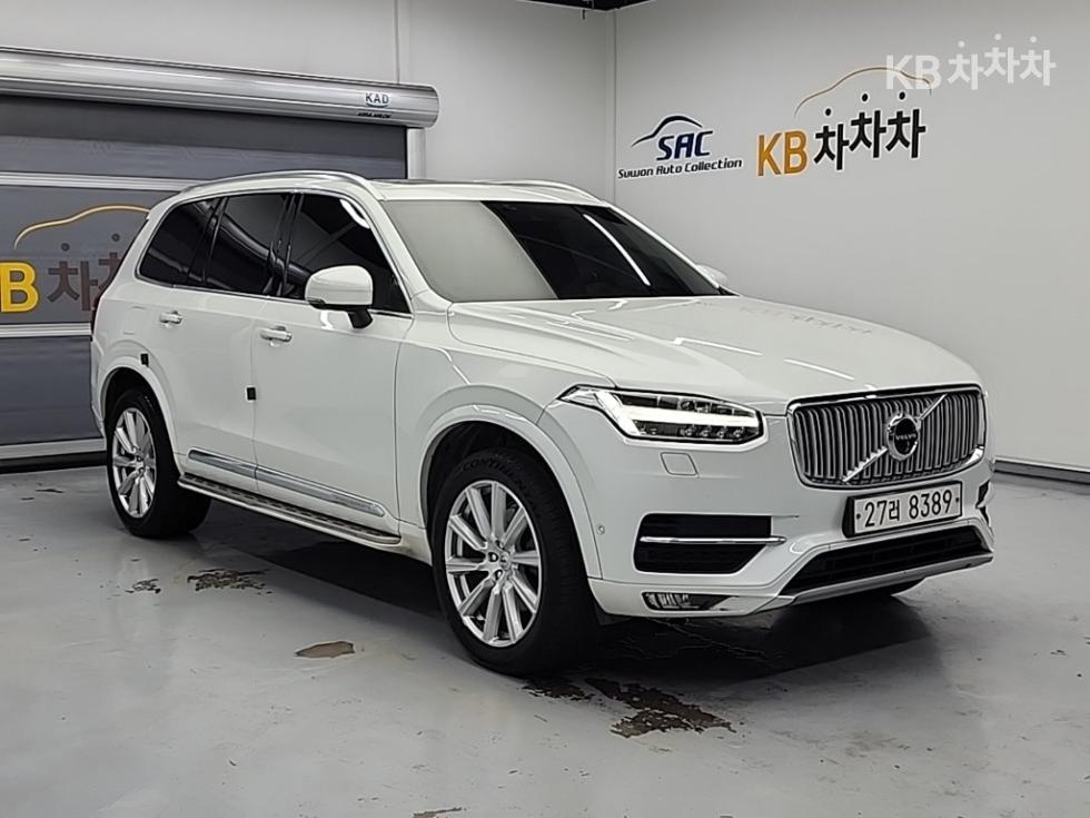 2017 Volvo XC90 photo