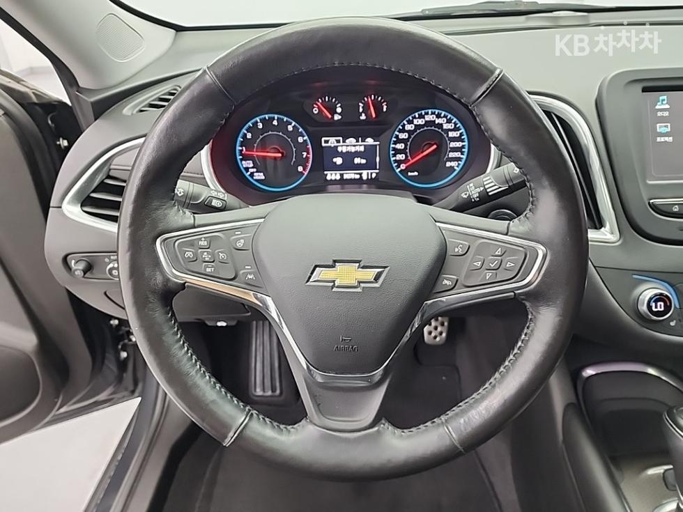 Chevrolet Malibu — miniaturë 9